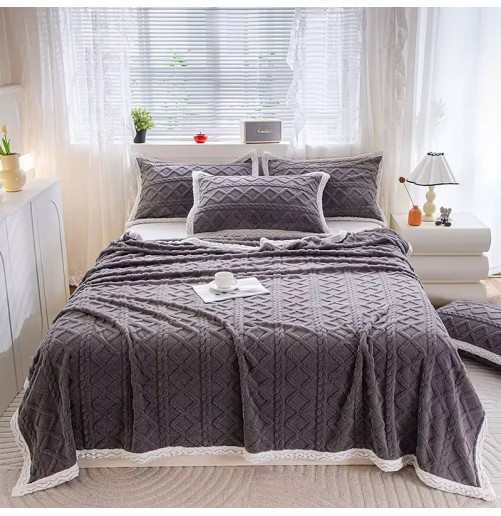 Plaid en fourrure 2 places avec 2 taies d’oreiller –210x230 cm
