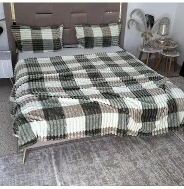 Ensemble Plaids en Polaire Luxueuse 3 Pièces :Nouvelle Collection
