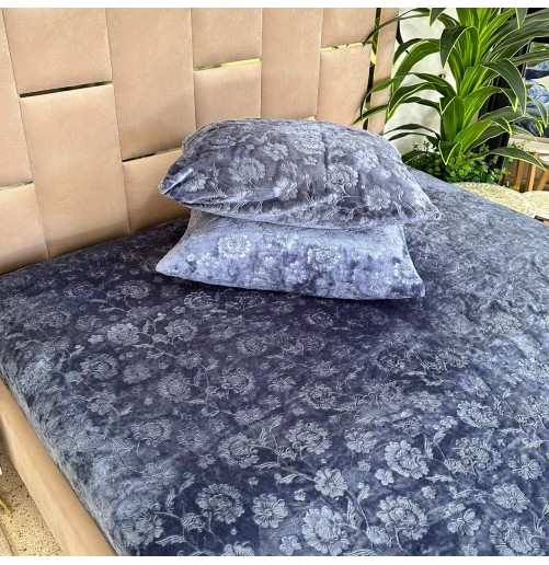 Housse de matelas polaire douce et épaisse – Design gravé élégant avec élastique circulaire