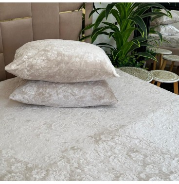 Housse de matelas polaire douce et épaisse – Design gravé élégant avec élastique circulaire