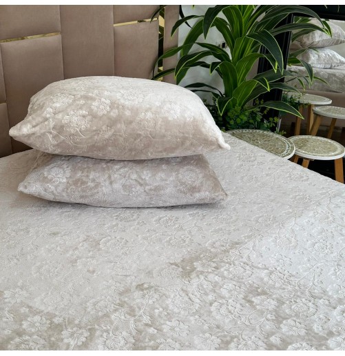 Housse de matelas polaire douce et épaisse – Design gravé élégant avec élastique circulaire