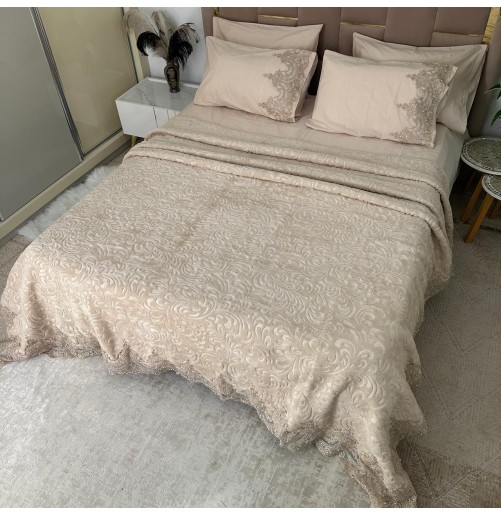 Ensemble Couverture Dentelle 6 Pièces – Luxe, Douceur & Élégance