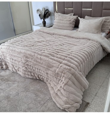 LUX -Ensemble Couette Fluffy Lotus en Fourrure Lapin - 5 Pièces