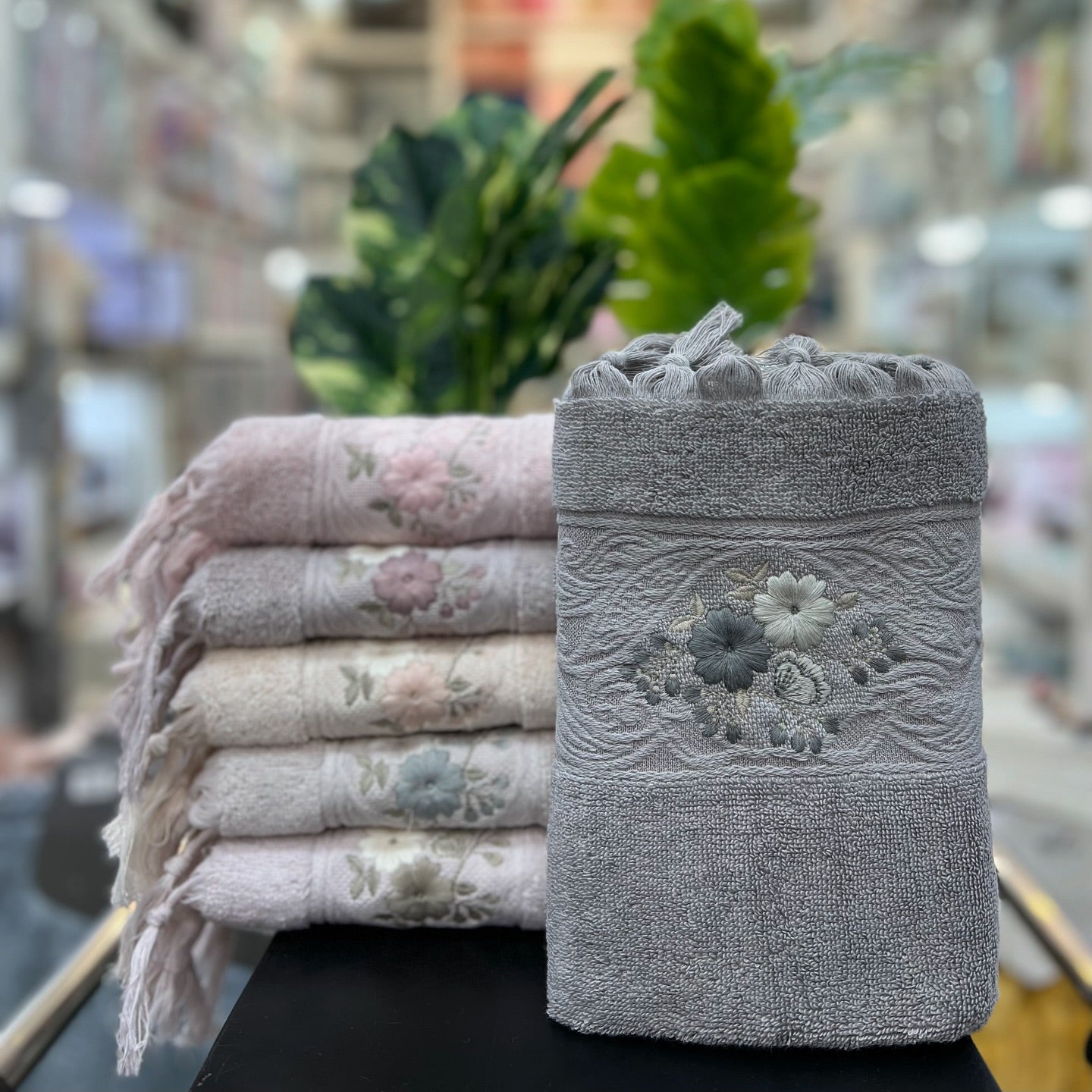 Pack de 6 serviettes de Visage 100% Coton 90*50 cm - Collection Haut Gamme