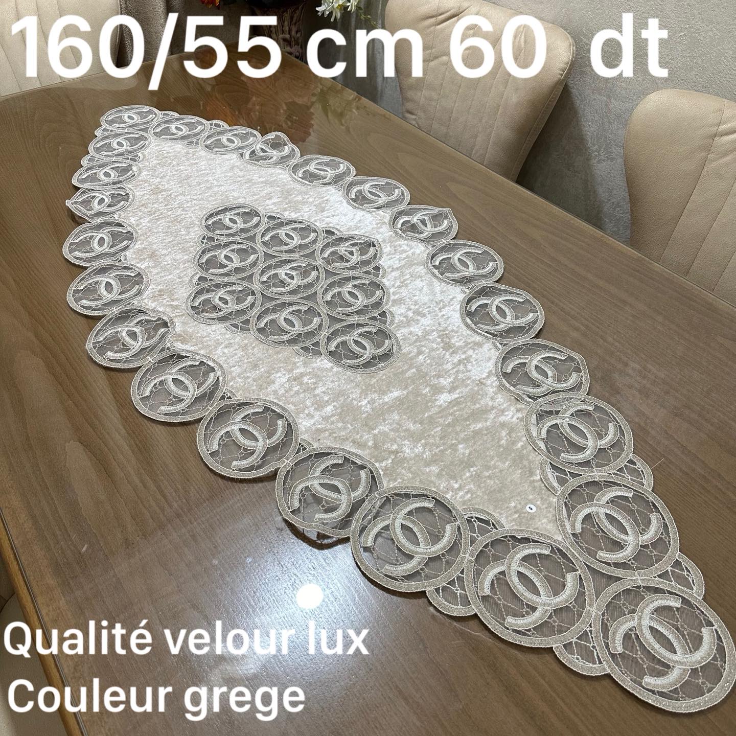 Chemin de table très moderne, confectionné velour Lux _ Beige