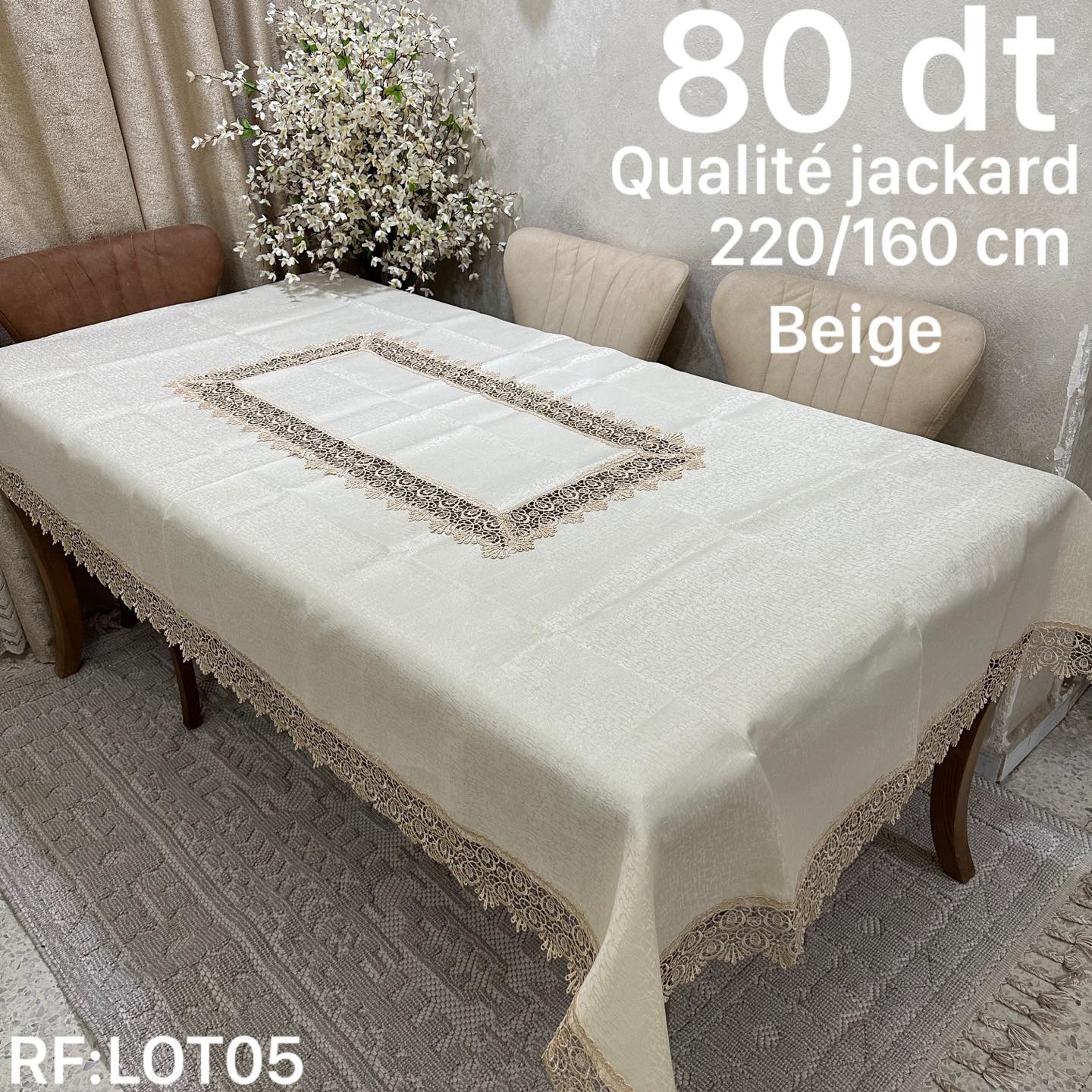 Nappe de Table en jaquard Beige haut qualité effete satiné 220*160 cm