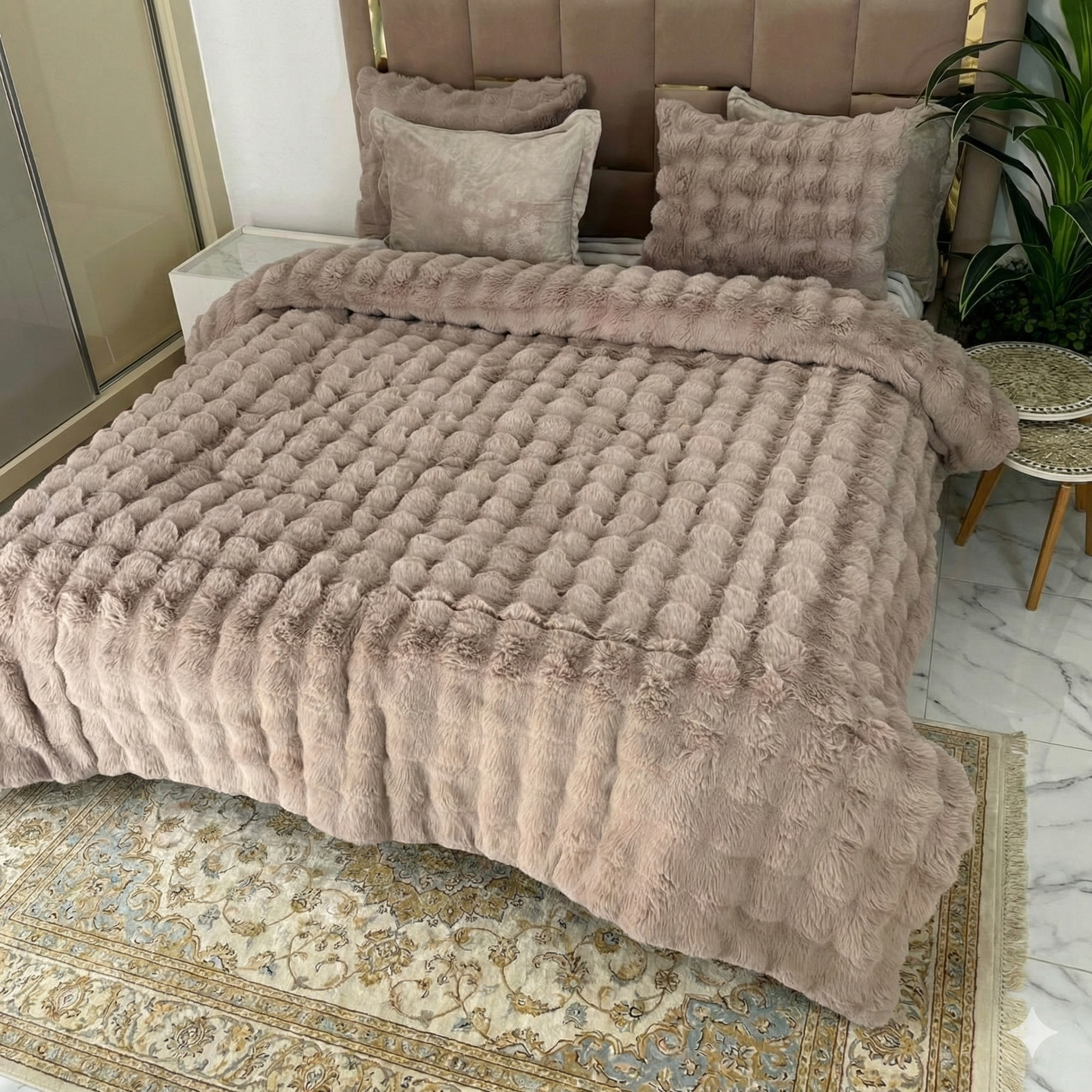 Couette Luxe en Fourrure de Lapin – 5 Pièces