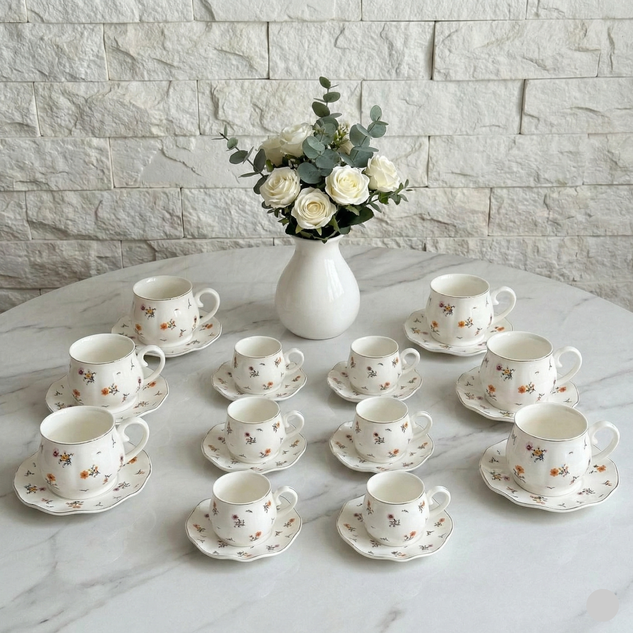 Service à Café au Lait ou Cafe Noir en Porcelaine 24 Pièces