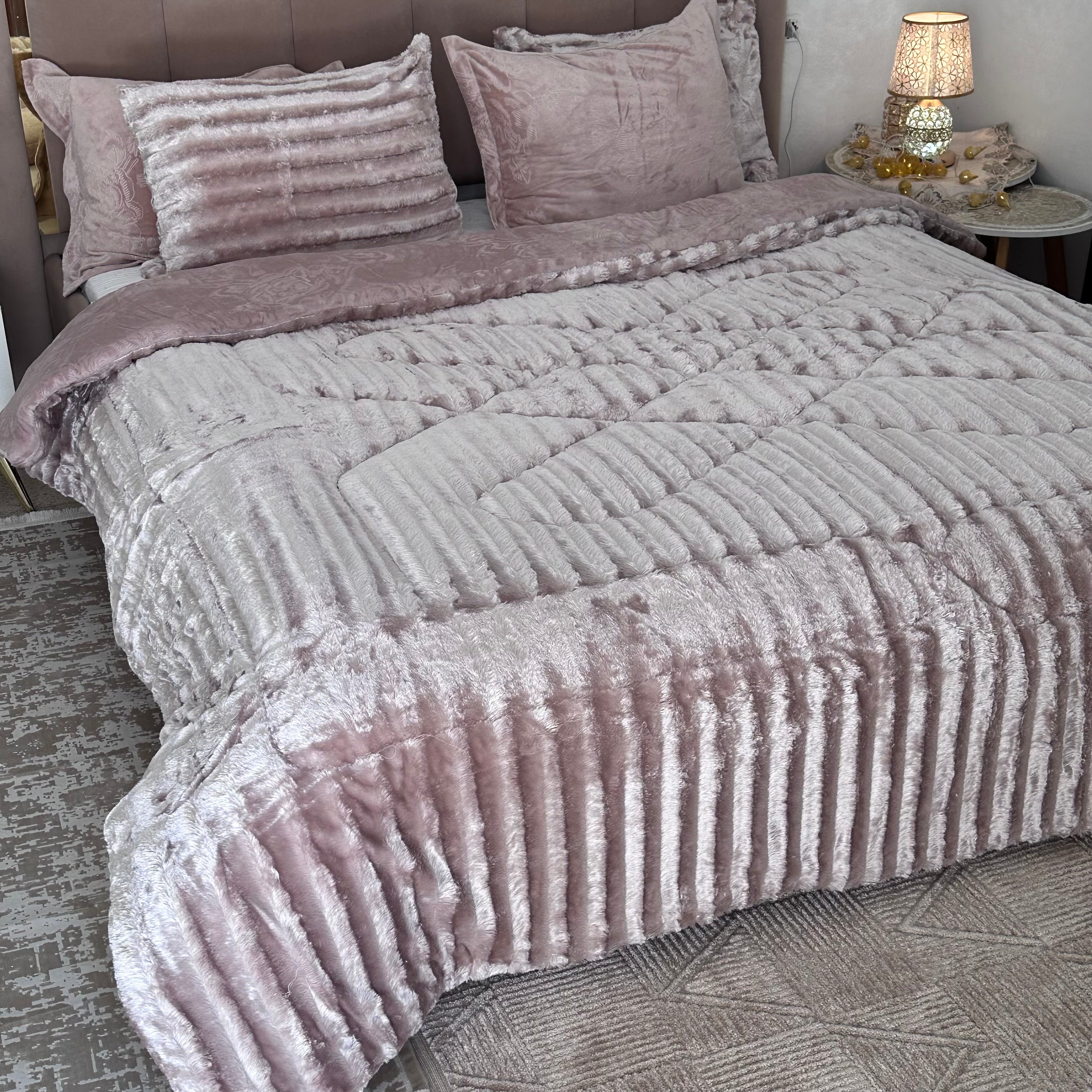 Ensemble Couette Fourrure double face Luxe 5 Pièces King Size 230x250 cm