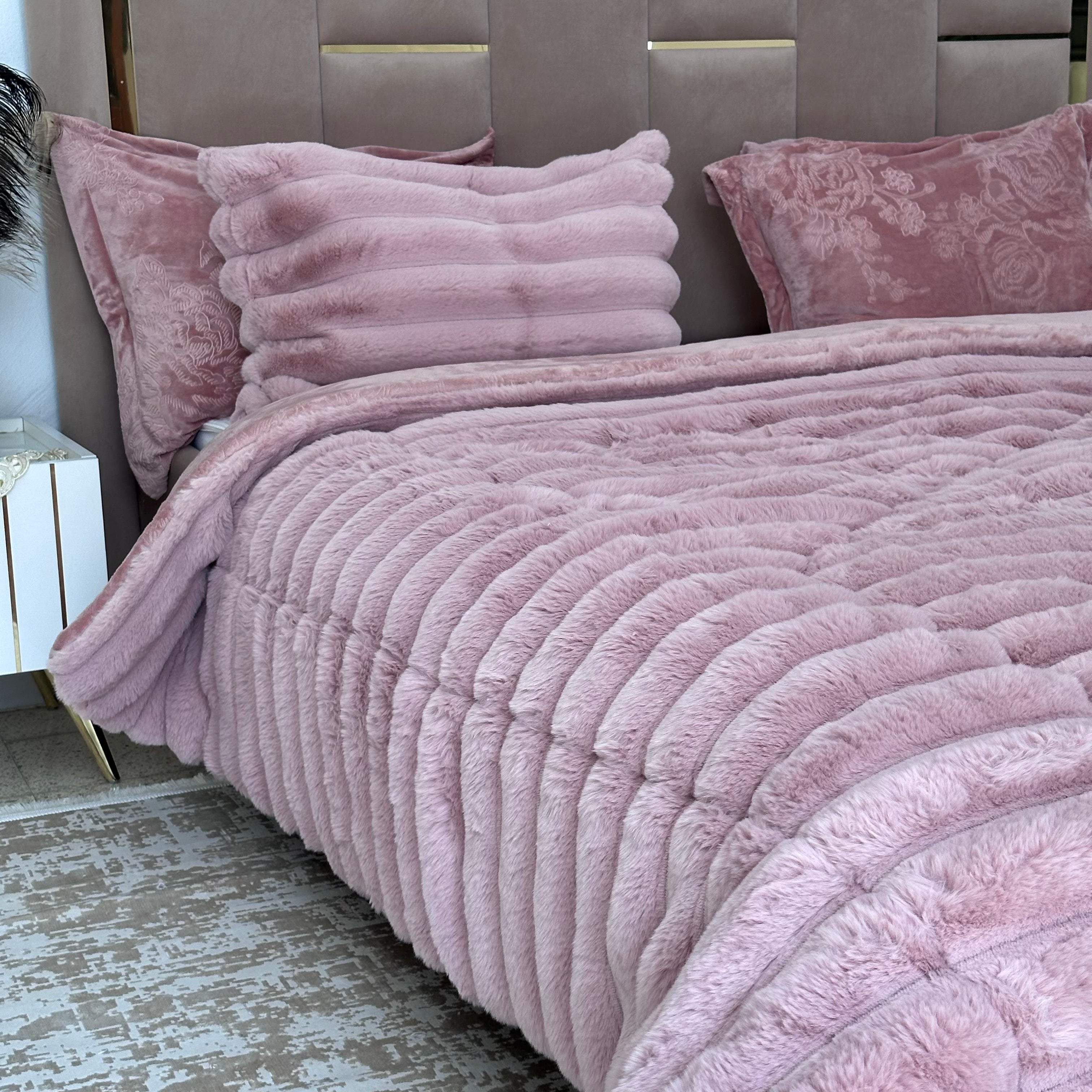 LUX -Ensemble Couette Fluffy Lotus en Fourrure Lapin - 5 Pièces