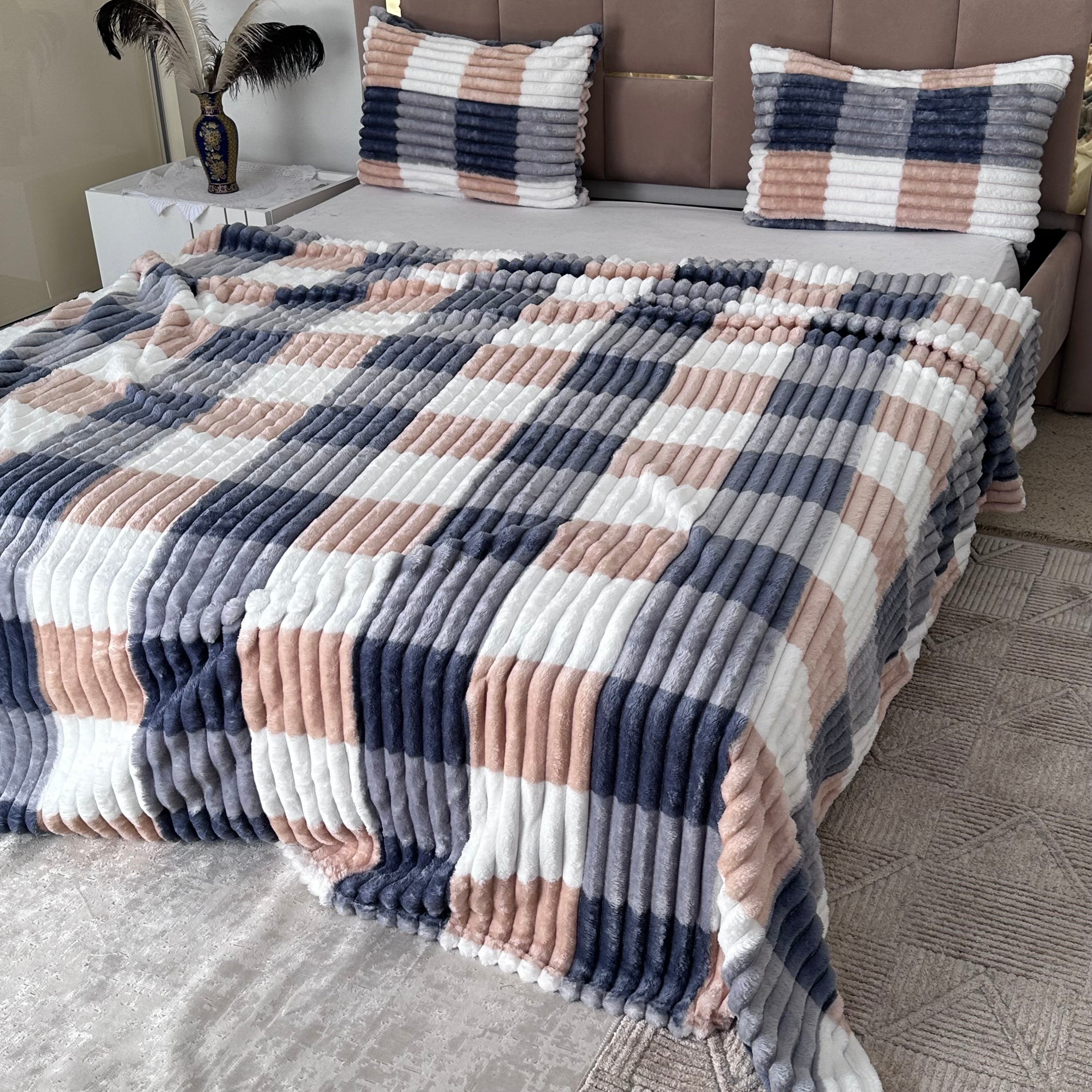 Ensemble Plaids en Polaire Luxueuse 3 Pièces :Nouvelle Collection