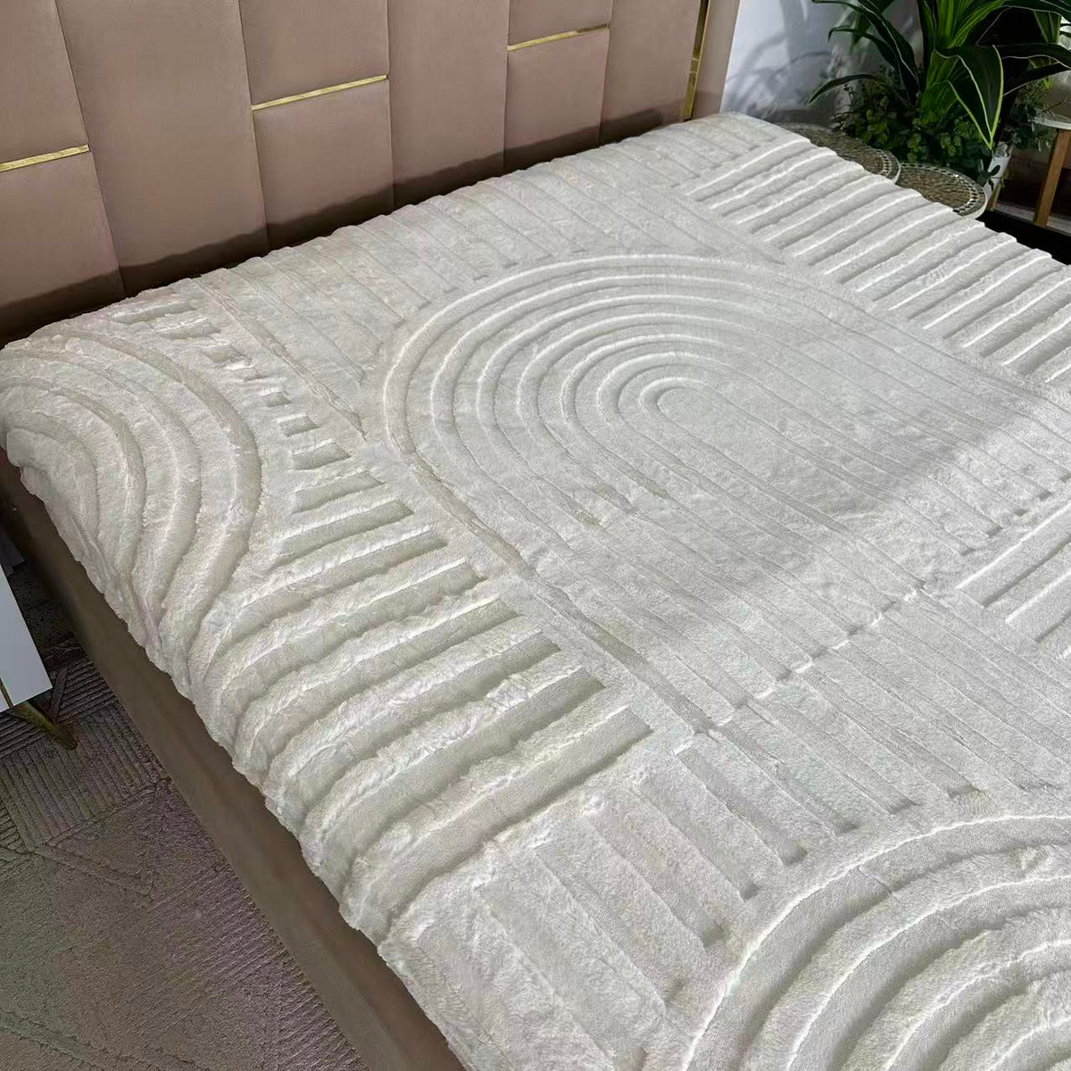 Housse Matelas Forrure lapin Ultra Douce - Design Moderne  - Blanc Cassé