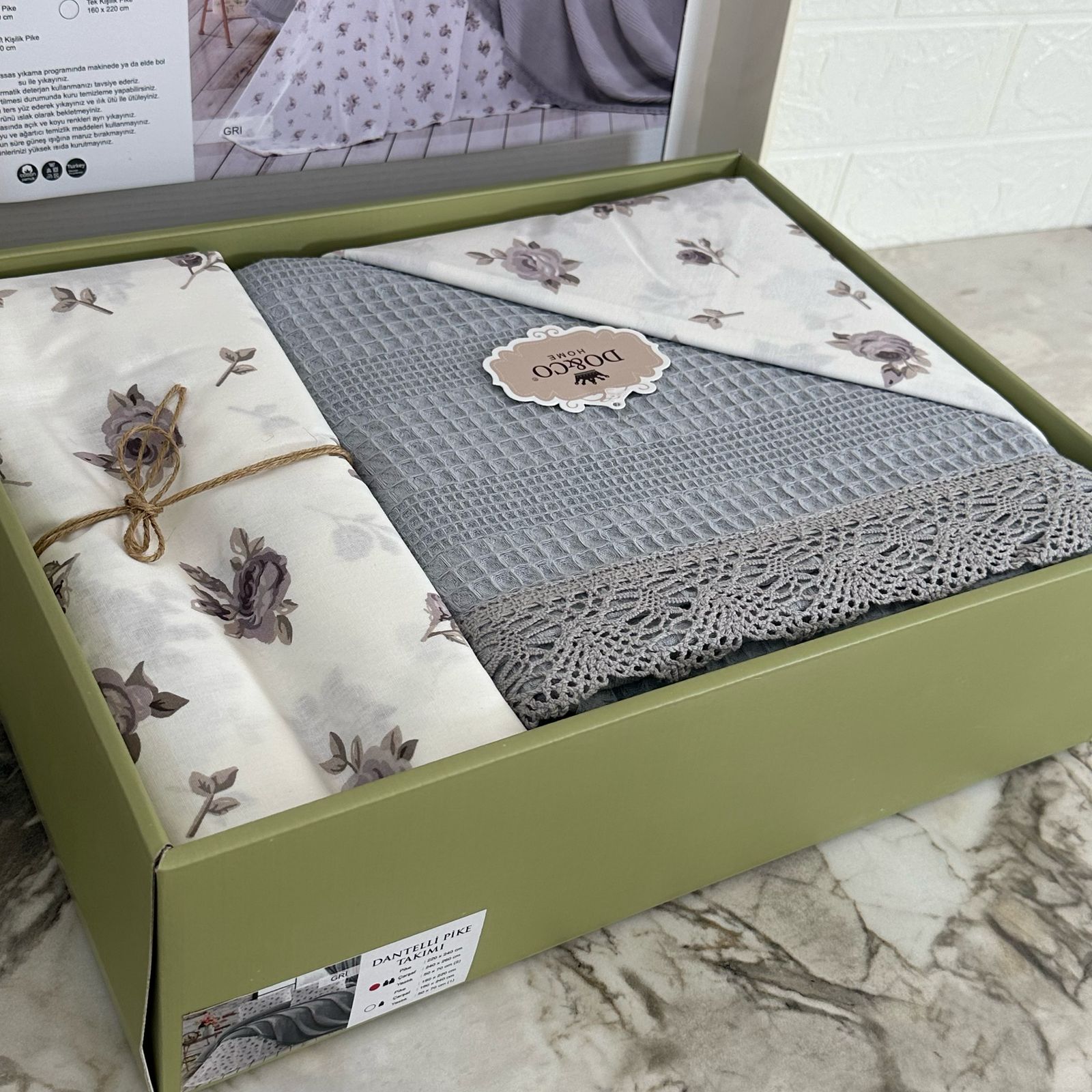 Ensemble de Linge de Lit DoCo - Élégance et Confort pour des Nuits Inoubliables