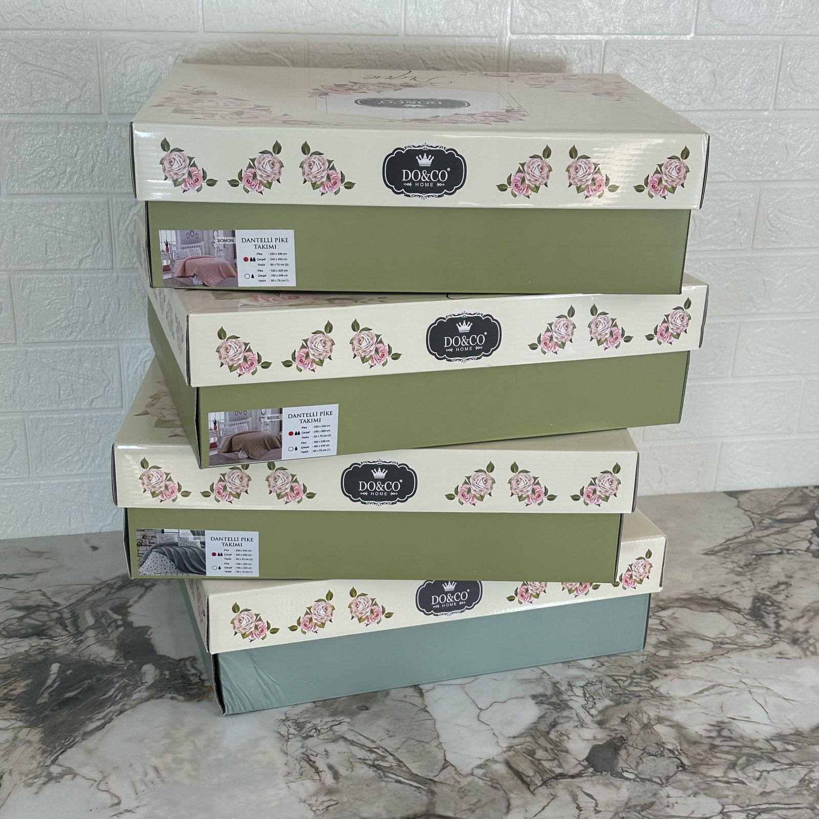 Ensemble de Linge de Lit DoCo - Élégance et Confort pour des Nuits Inoubliables