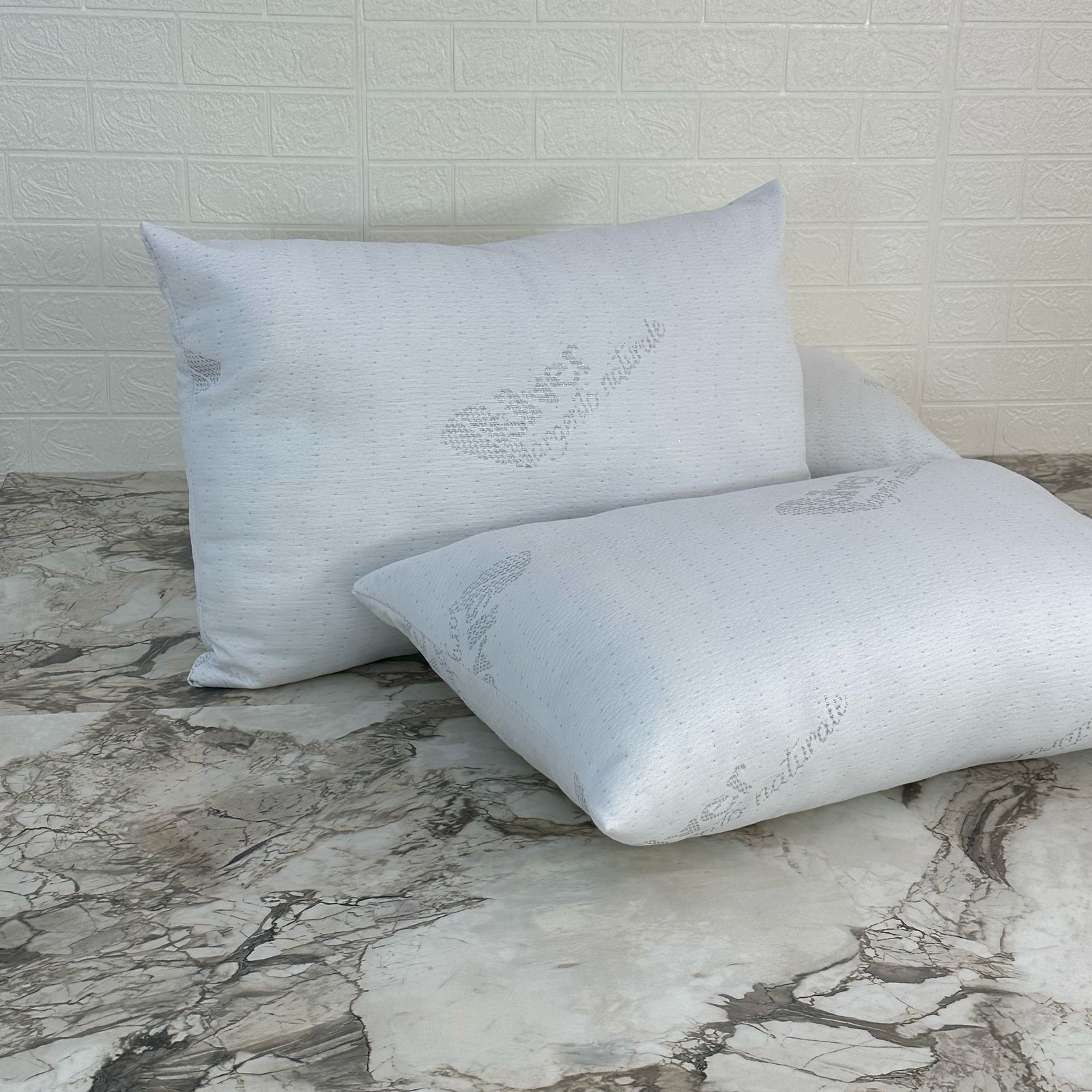 Lot 4 Oreillers Orthopédiques en Microfibre Siliconée 50*70 cm