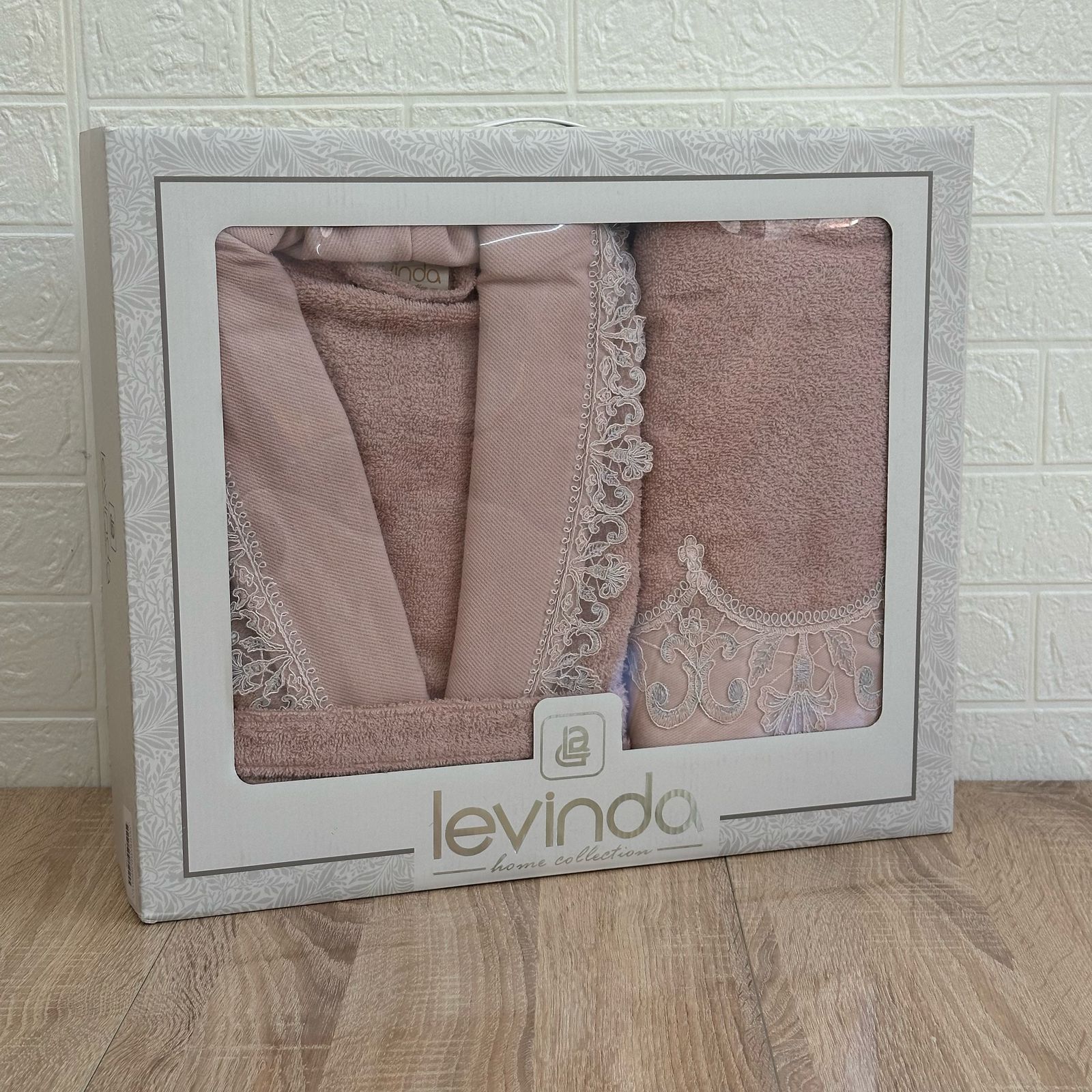 Pack peignoir 3 pièces en coton brodé – Haute qualité, avec coffret cadeau élégant