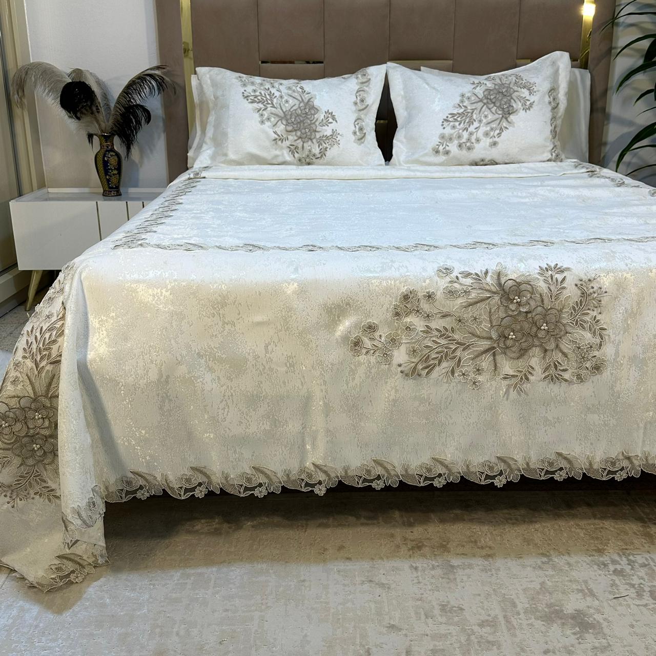 Parure de lit – Coton Satiné brodé, 6 pièces avec coffret élégant