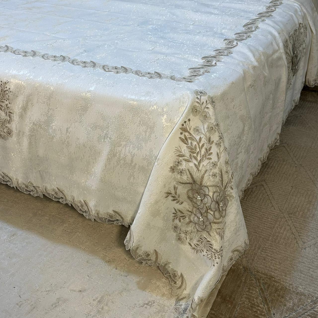 Parure de lit – Coton Satiné brodé, 6 pièces avec coffret élégant