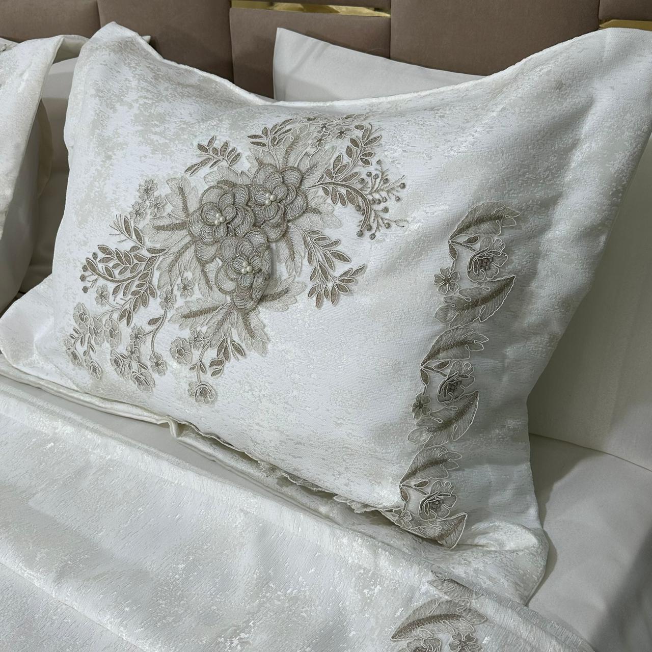 Parure de lit – Coton Satiné brodé, 6 pièces avec coffret élégant