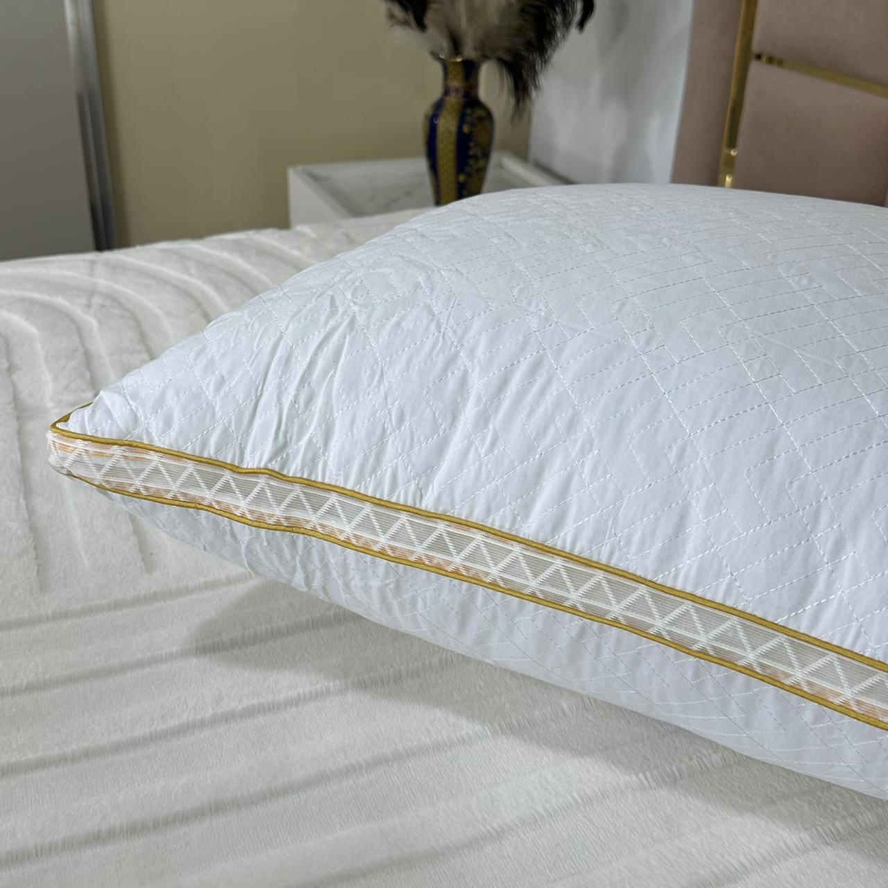 1 Oreillers Orthopédiques en Microfibre Siliconée 50*70 cm