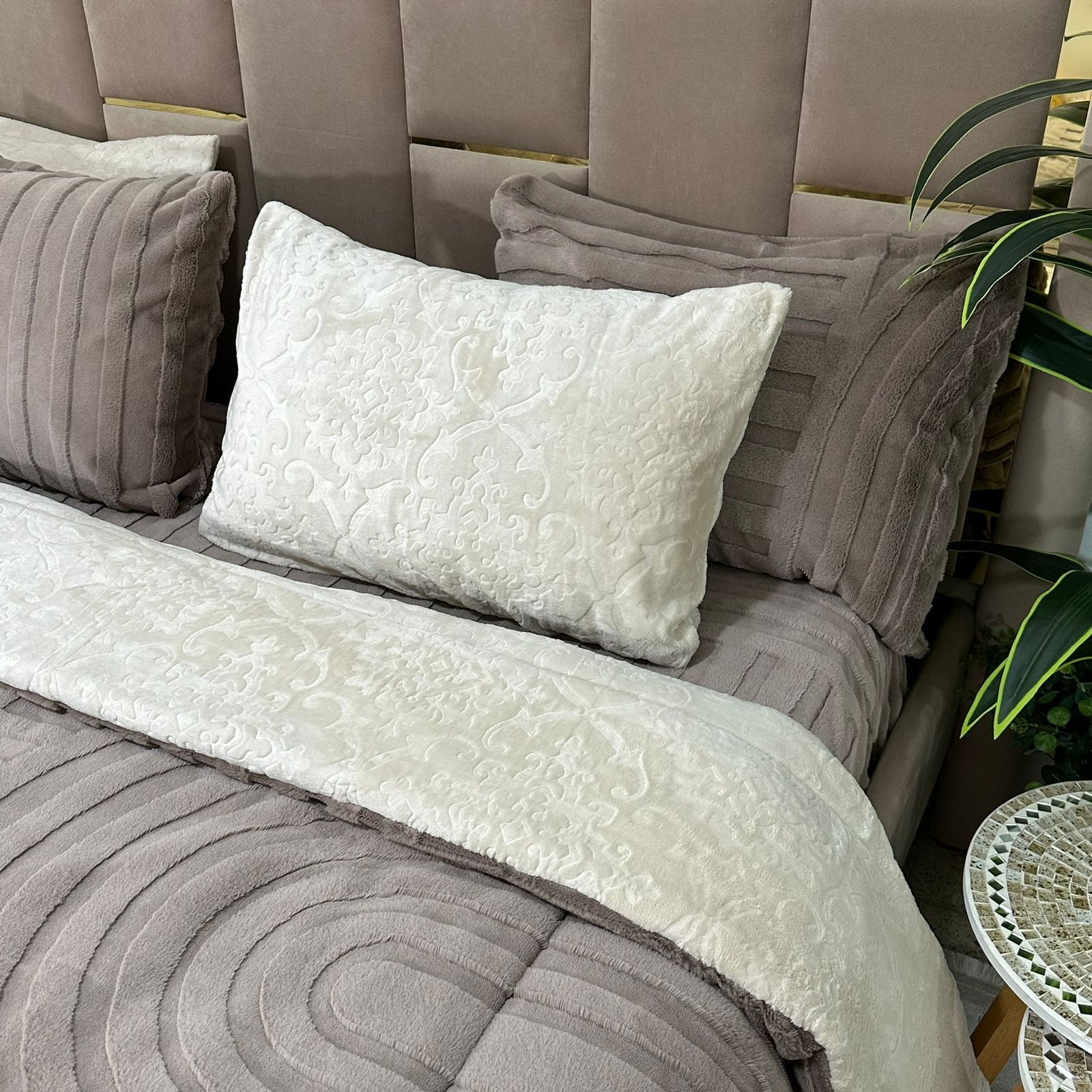 Couette Luxe en Fourrure de Lapin – 5 Pièces – Fabrication Azyena