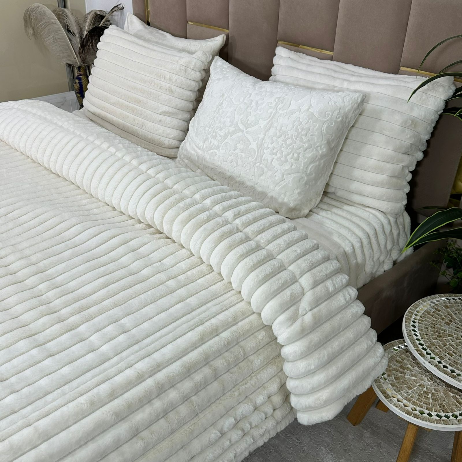 Couette Luxe en Fourrure de Lapin – Fabrication Azyena