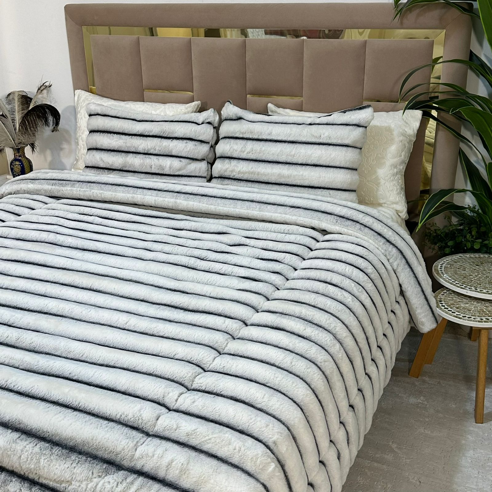 Couette Luxe en Fourrure de Lapin – 5 Pièces – Fabrication Azyena