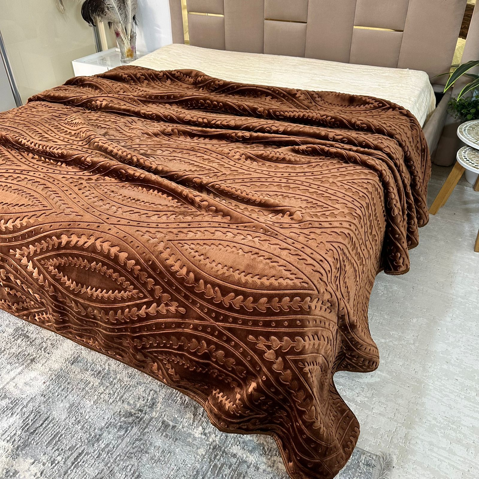 Couverture Luxe Ultra Douce – Chaleur et Élégance pour l’Hiver