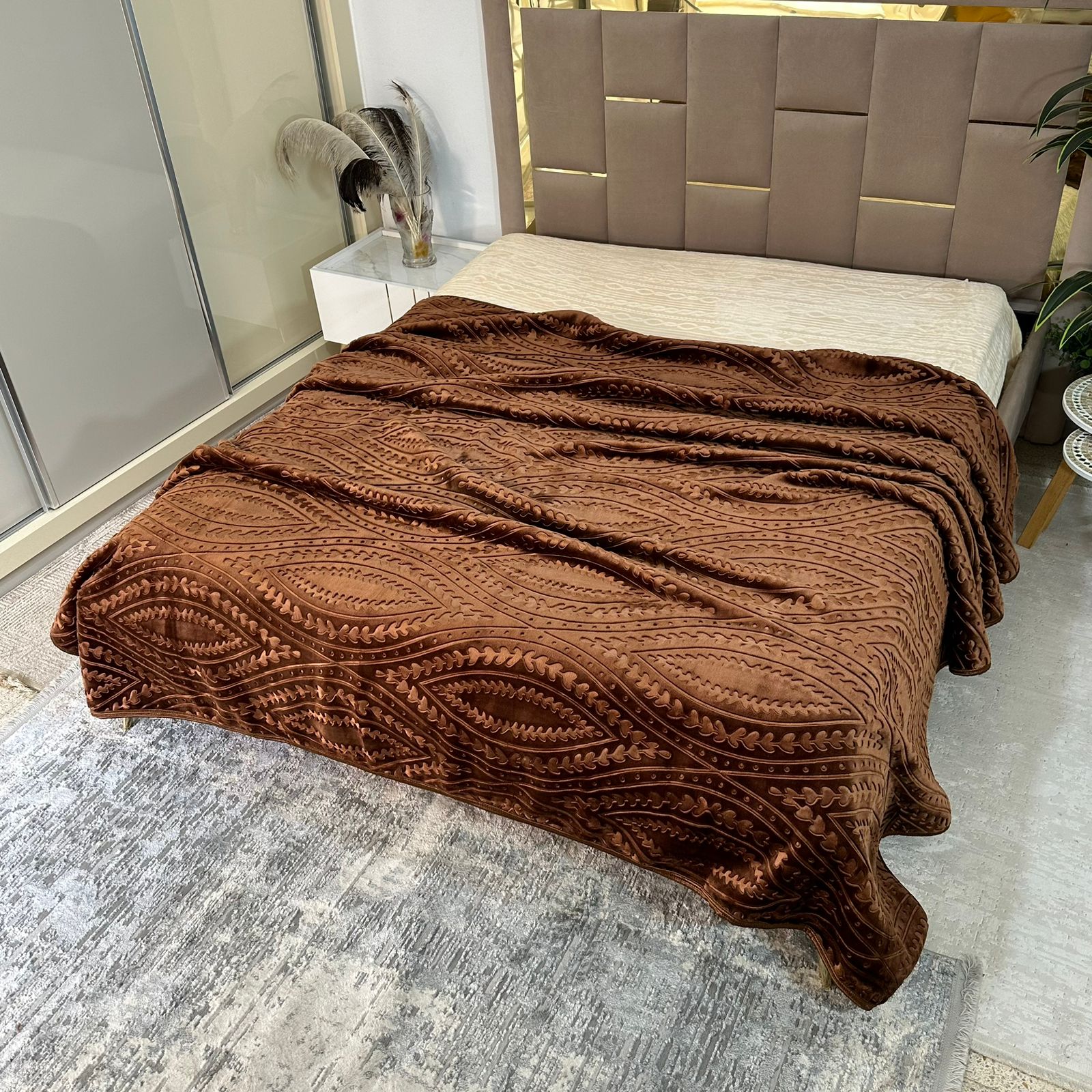 Couverture Luxe Ultra Douce – Chaleur et Élégance pour l’Hiver
