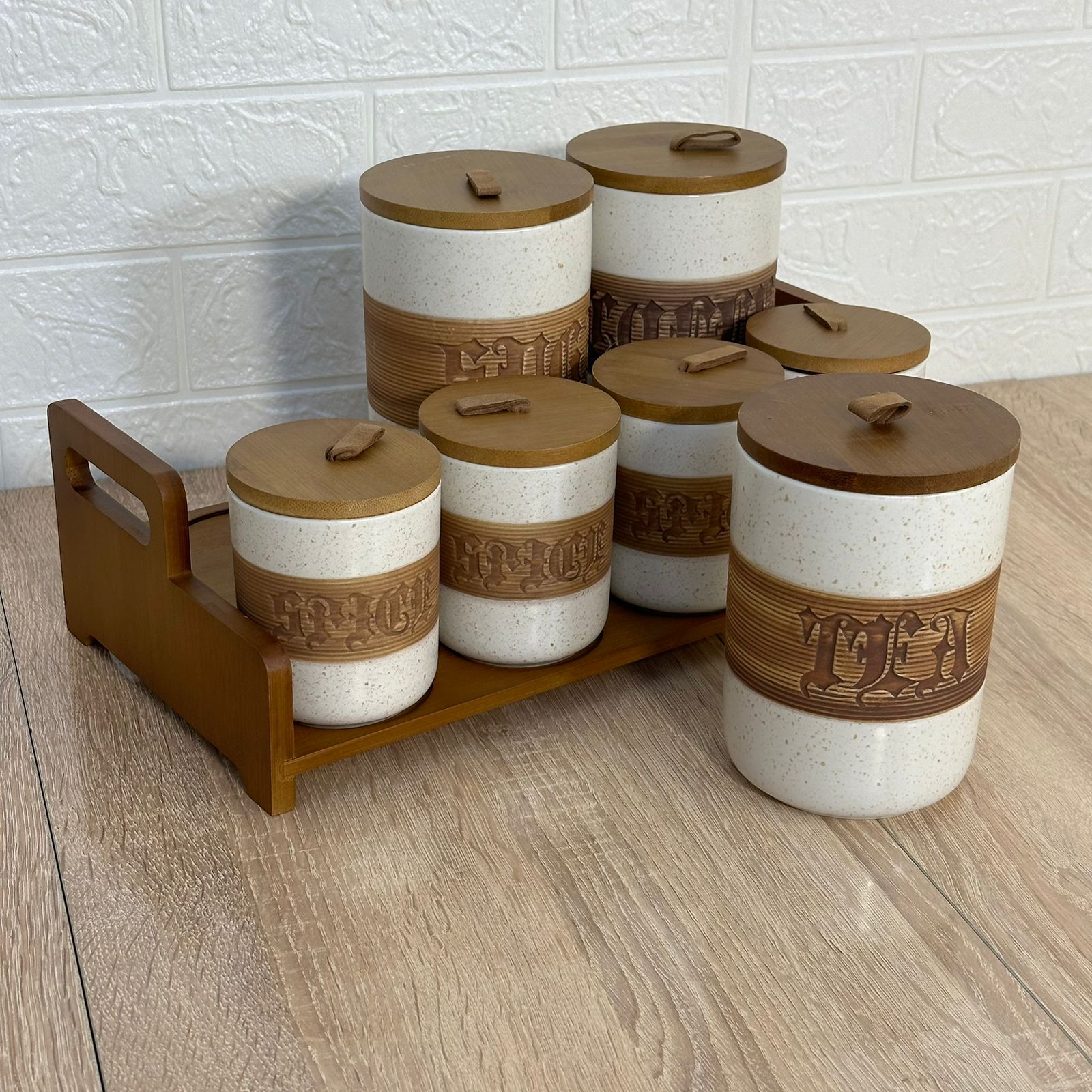 Porte Épices en Céramique avec Support Bois – 7 Pots