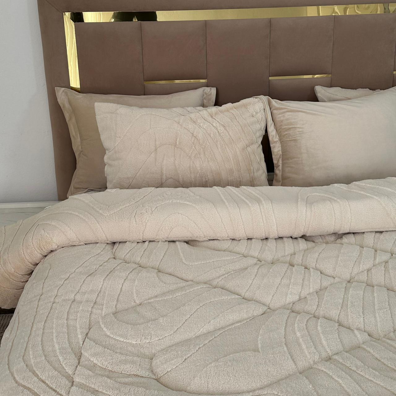 Couette Luxe en Fourrure de Lapin – 5 Pièces – Fabrication Azyena