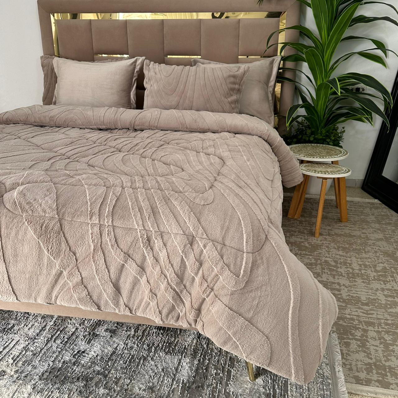 Couette Luxe en Fourrure de Lapin – 5 Pièces – Fabrication Azyena