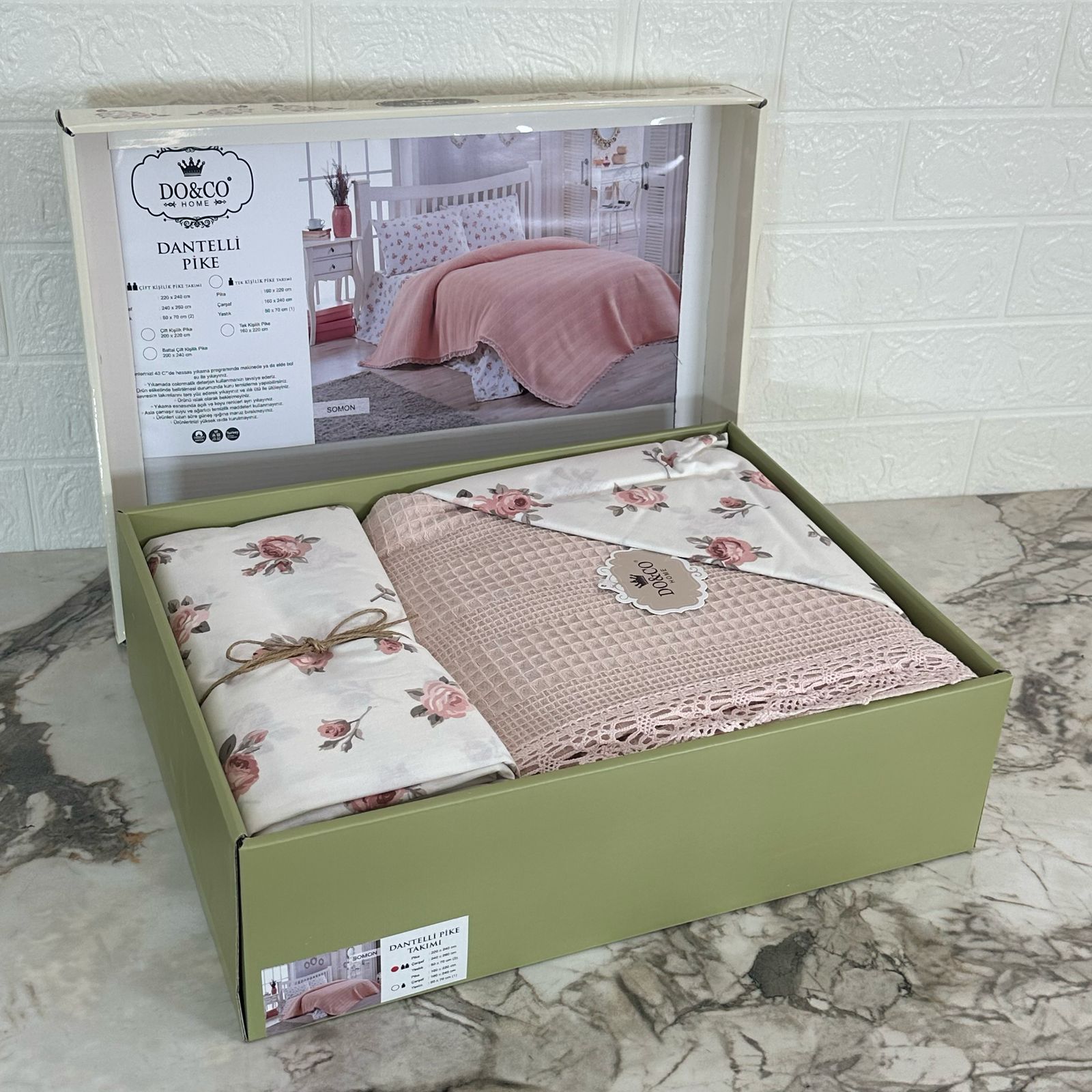 Ensemble de Linge de Lit DoCo - Élégance et Confort pour des Nuits Inoubliables