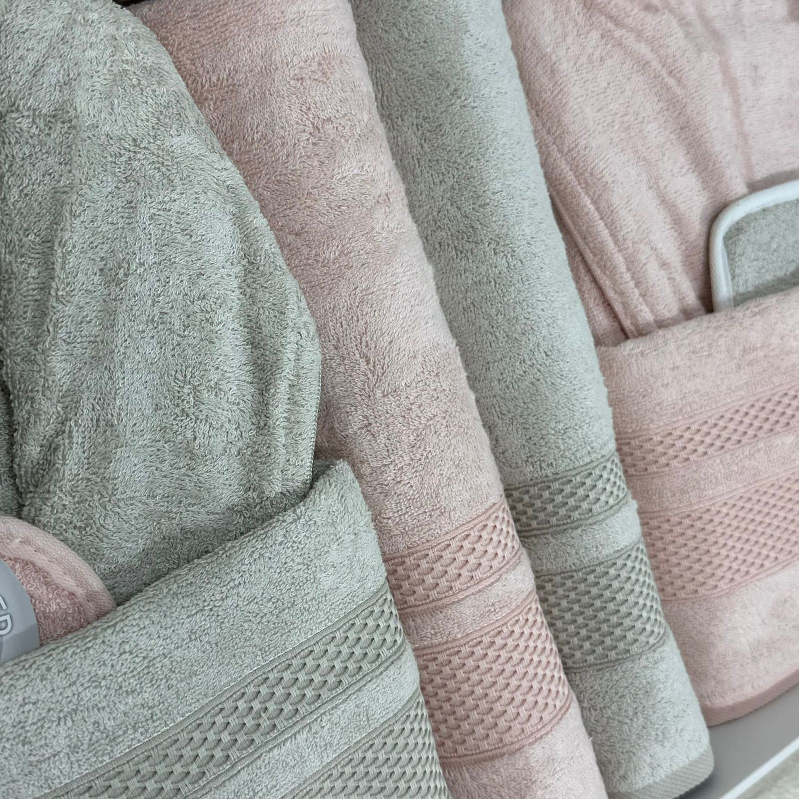 Coffret de Bain Luxe 8 Pièces en Bambou – Douceur