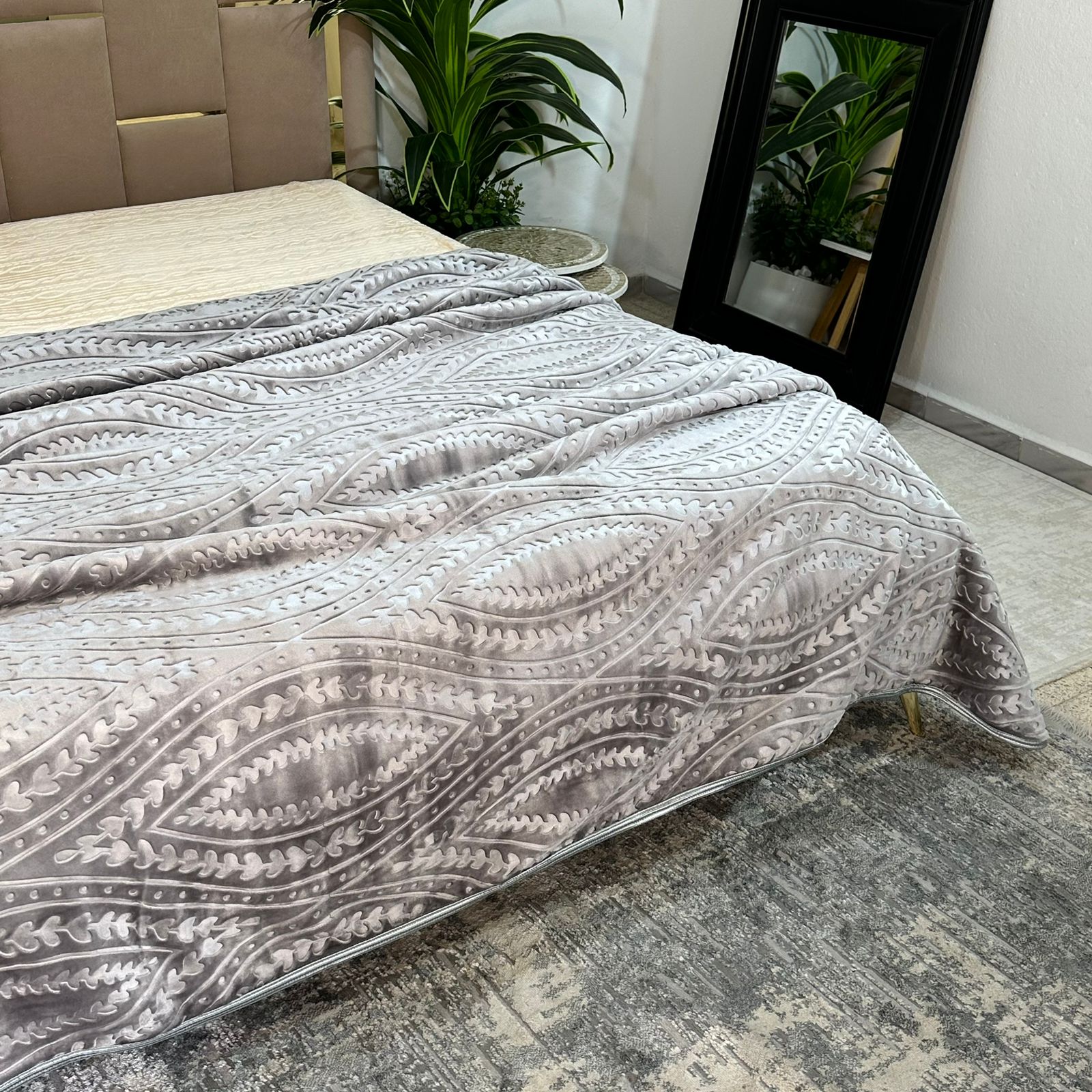 Couverture Luxe Ultra Douce – Chaleur et Élégance pour l’Hiver