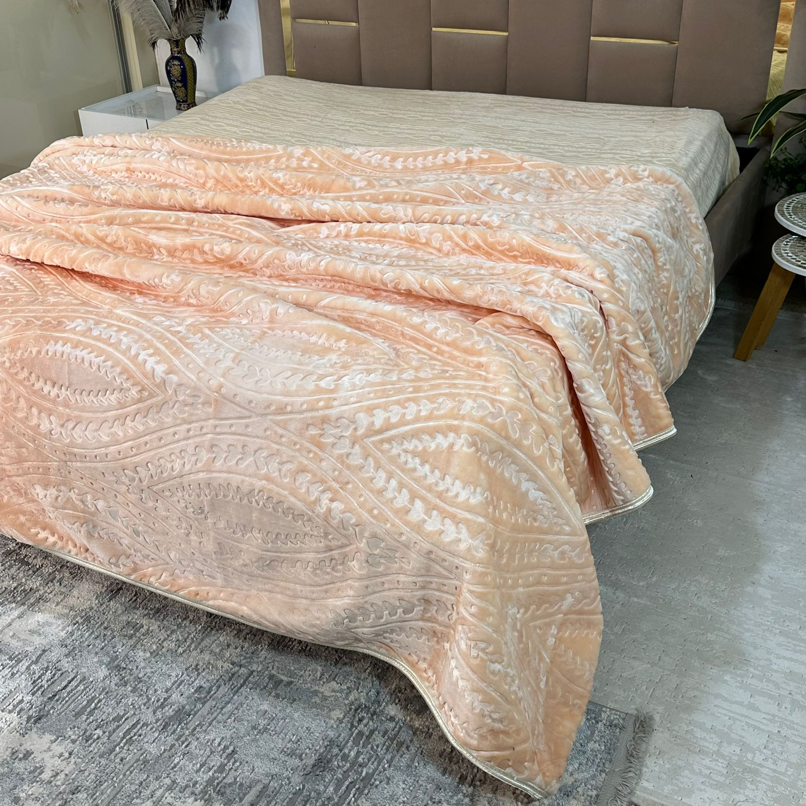 Couverture Luxe Ultra Douce – Chaleur et Élégance pour l’Hiver