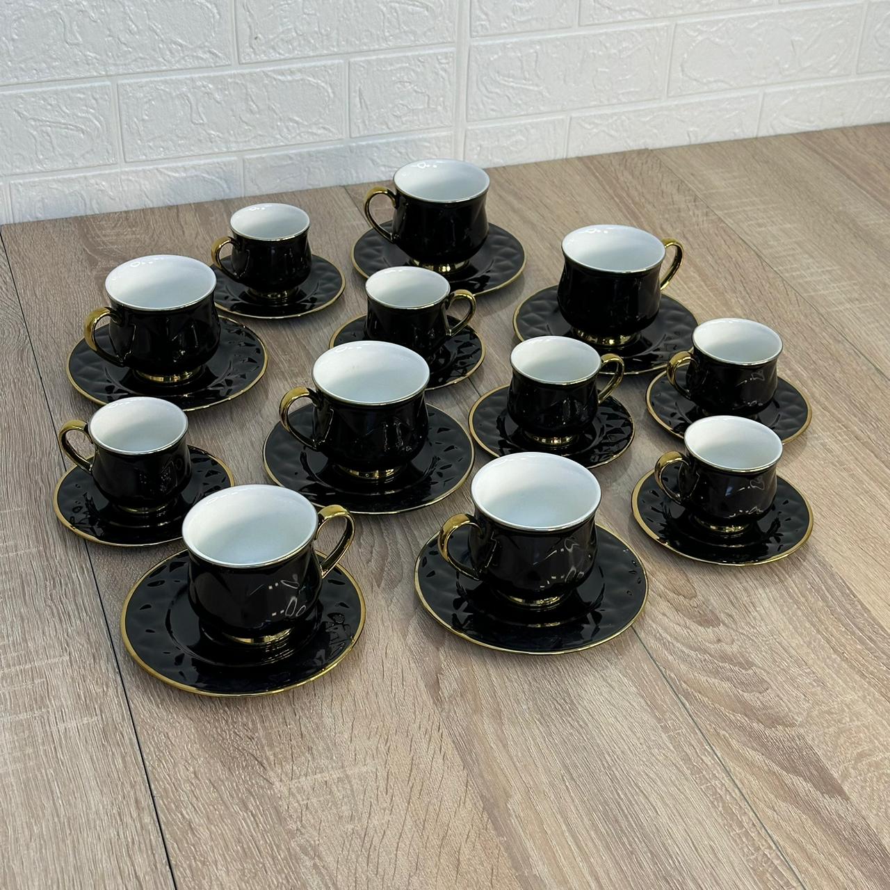 Service à Café au Lait ou Cafe Noir en Porcelaine 24 Pièces