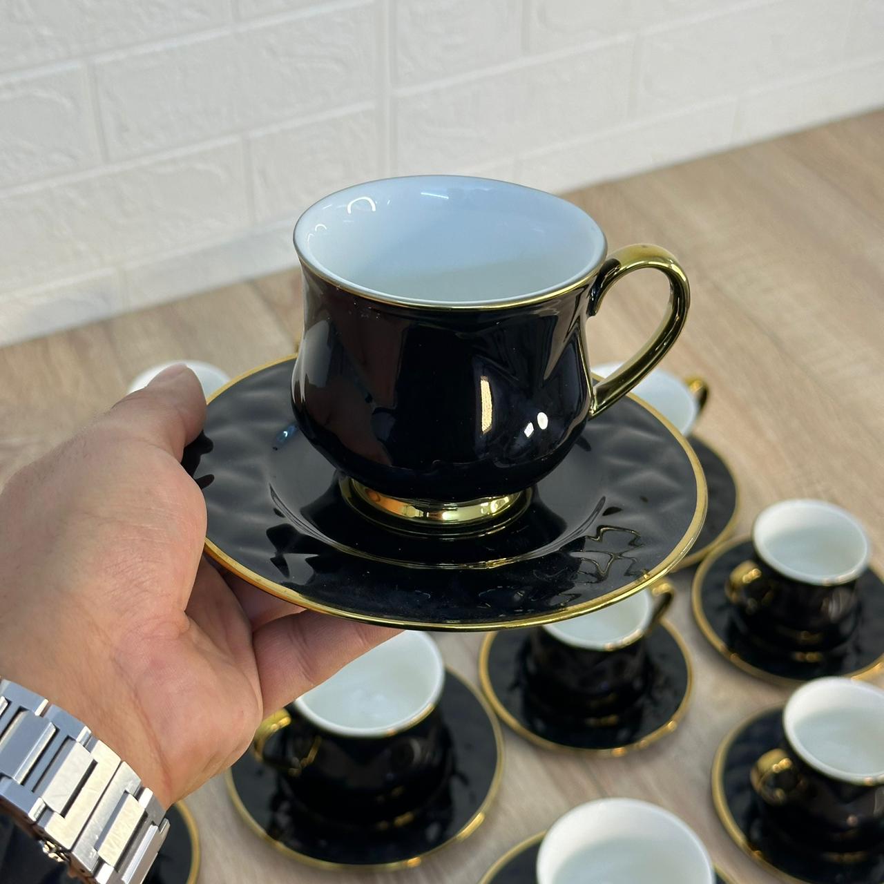 Service à Café au Lait ou Cafe Noir en Porcelaine 24 Pièces