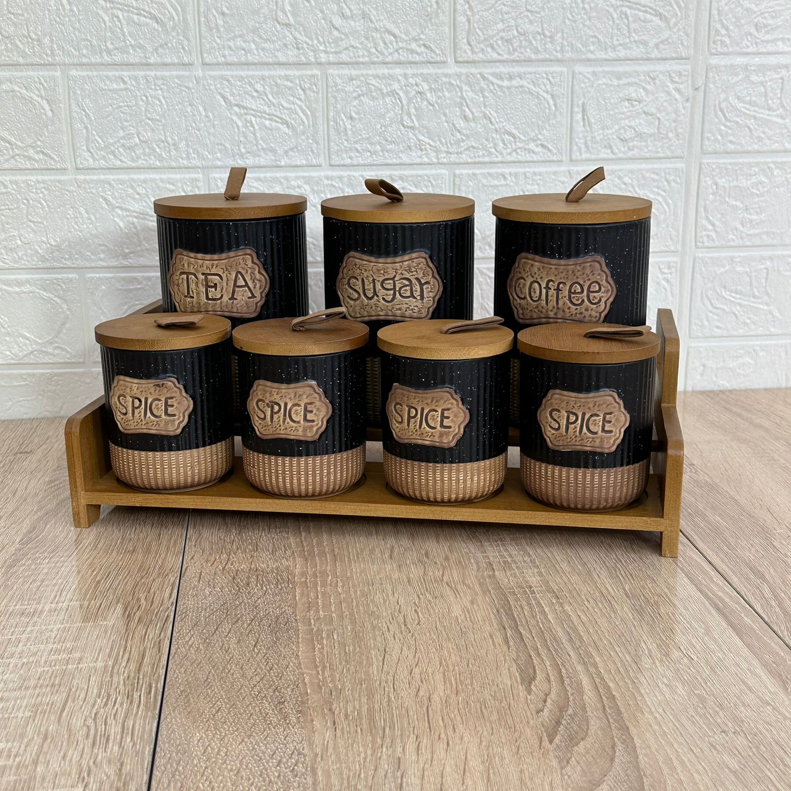 Porte Épices en Céramique avec Support Bois – 7 Pots
