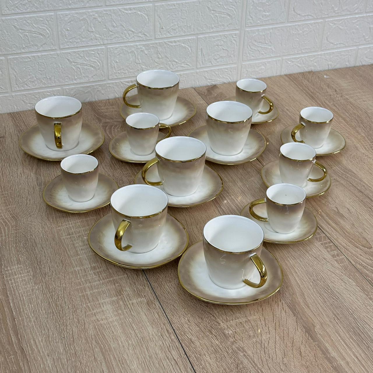 Service à Café au Lait ou Cafe Noir en Porcelaine 24 Pièces