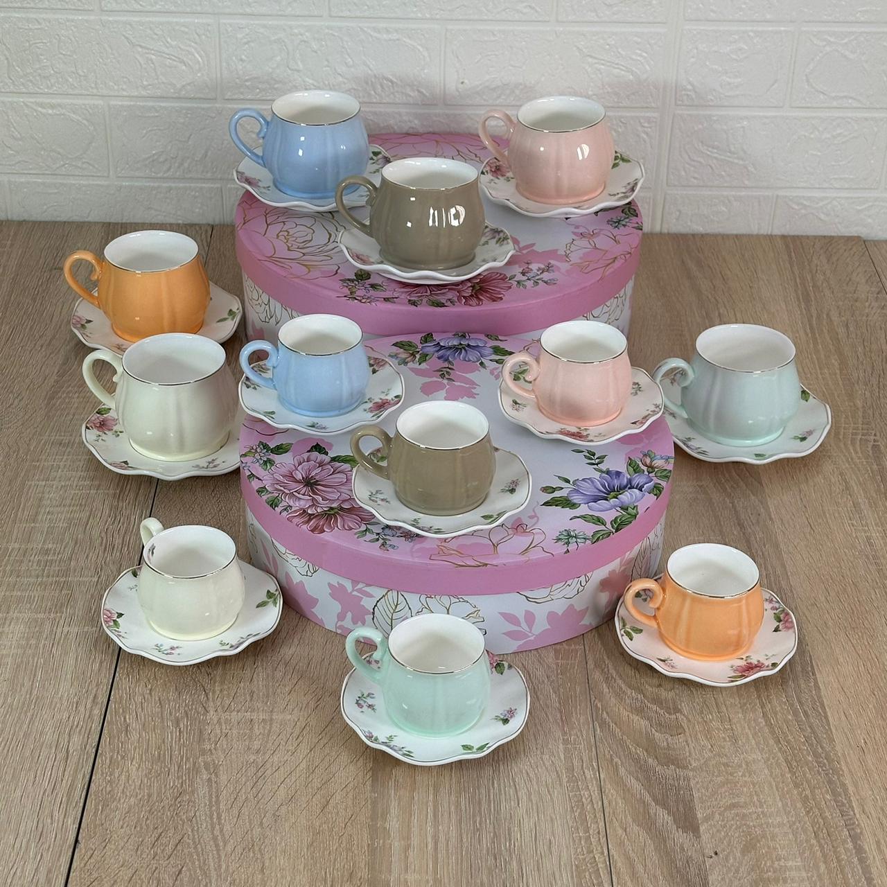 Service à Café au Lait ou Cafe Noir en Porcelaine 24 Pièces