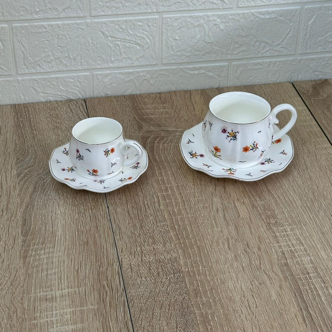 Service à Café au Lait ou Cafe Noir en Porcelaine 24 Pièces