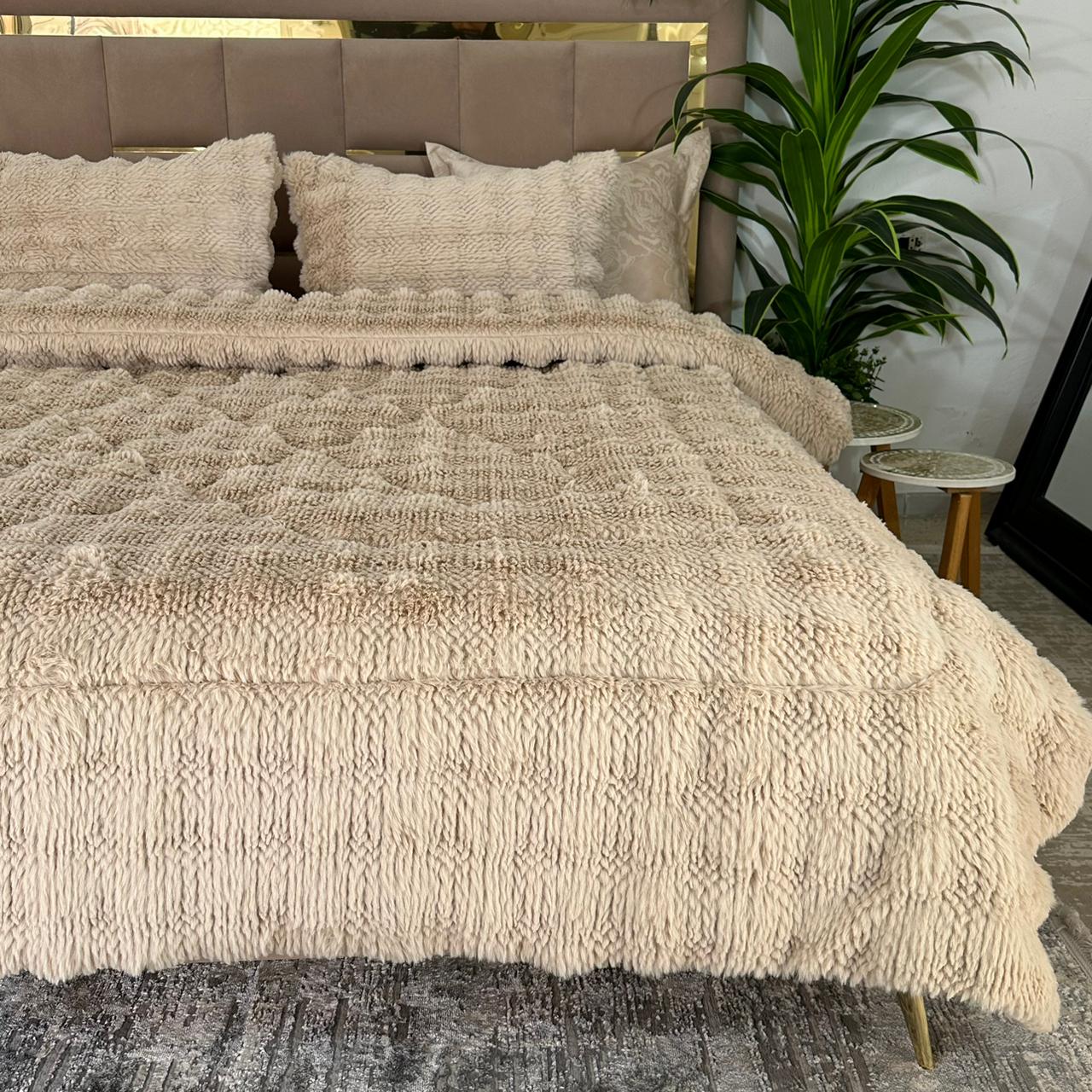 Couette Luxe en Fourrure de Lapin – 5 Pièces