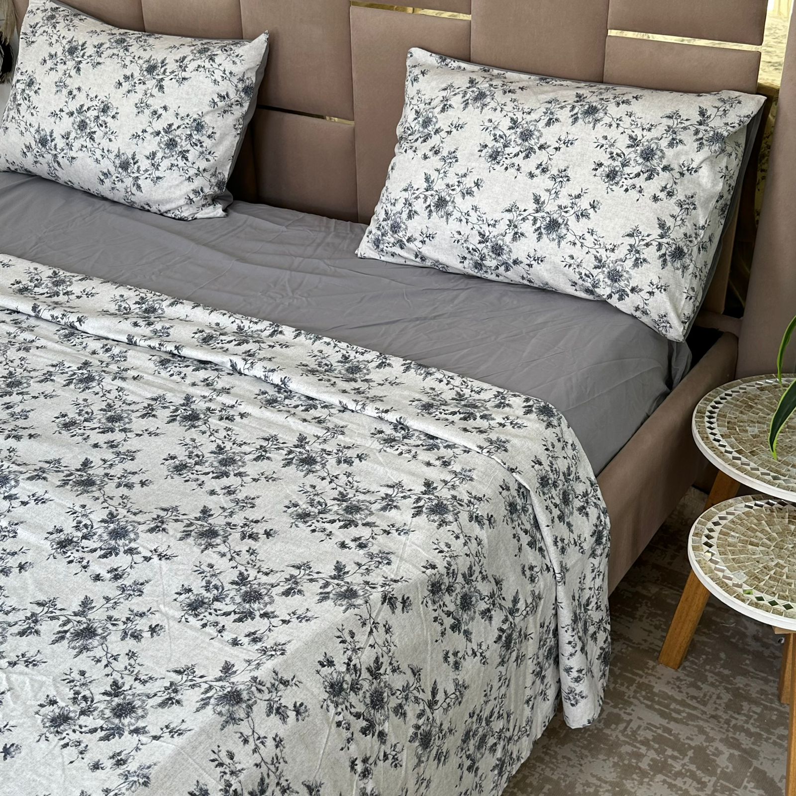 Parure de Lit 4 pièces  100% Coton Satiné Qualité Supérieure