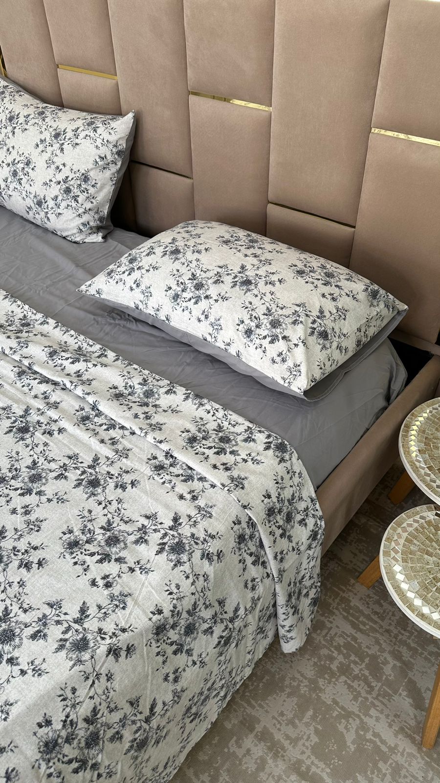 Parure de Lit 4 pièces  100% Coton Satiné Qualité Supérieure