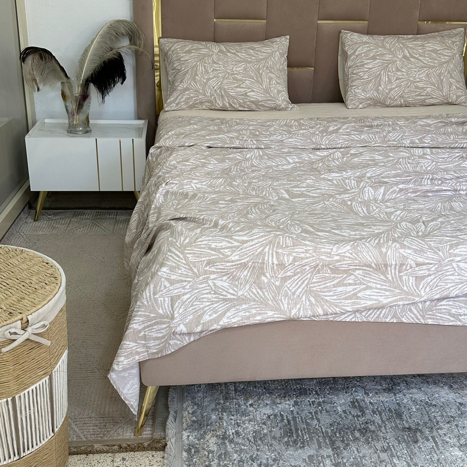 Parure de Lit 4 pièces  100% Coton Satiné Qualité Supérieure