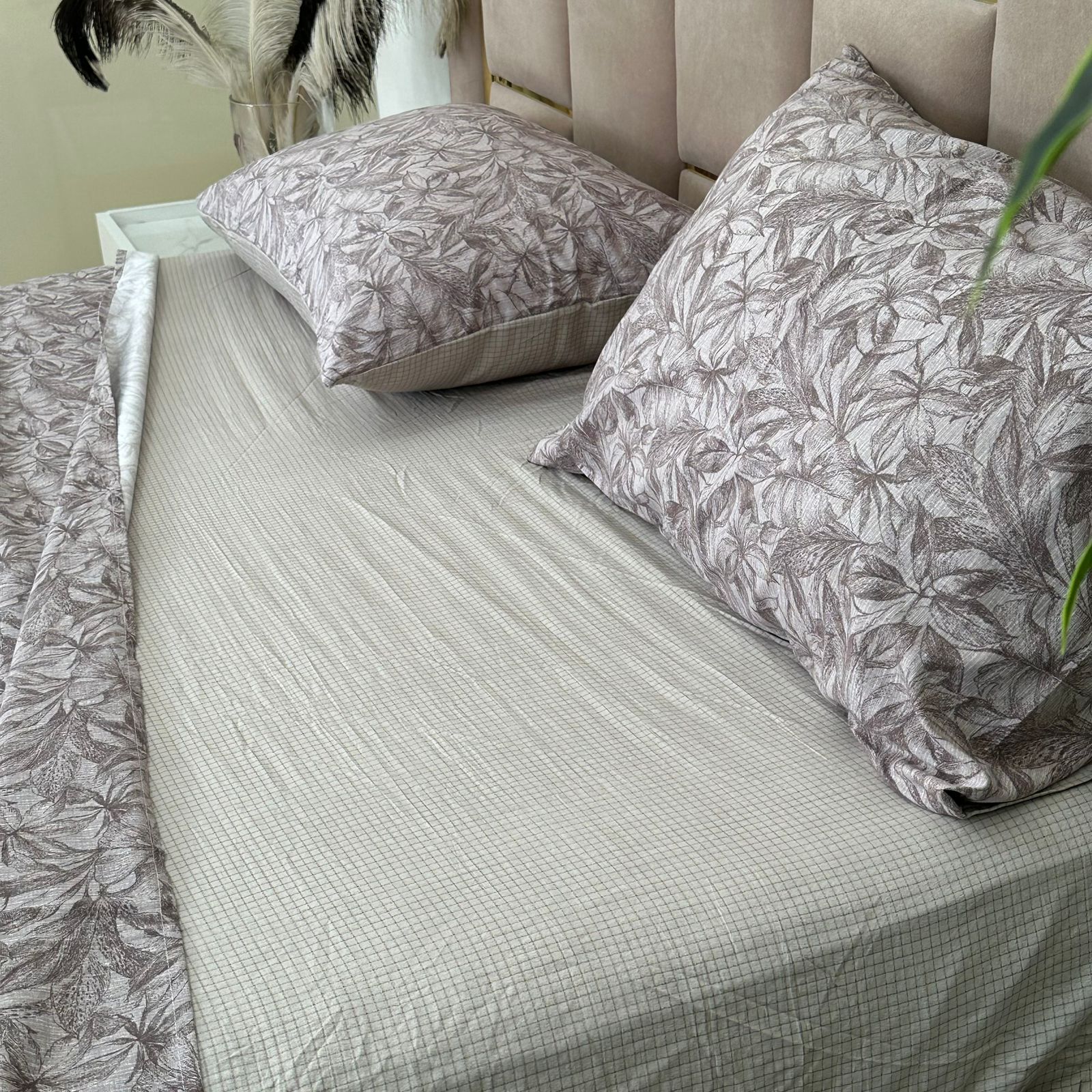 Parure de Lit 4 pièces  100% Coton Satiné Qualité Supérieure