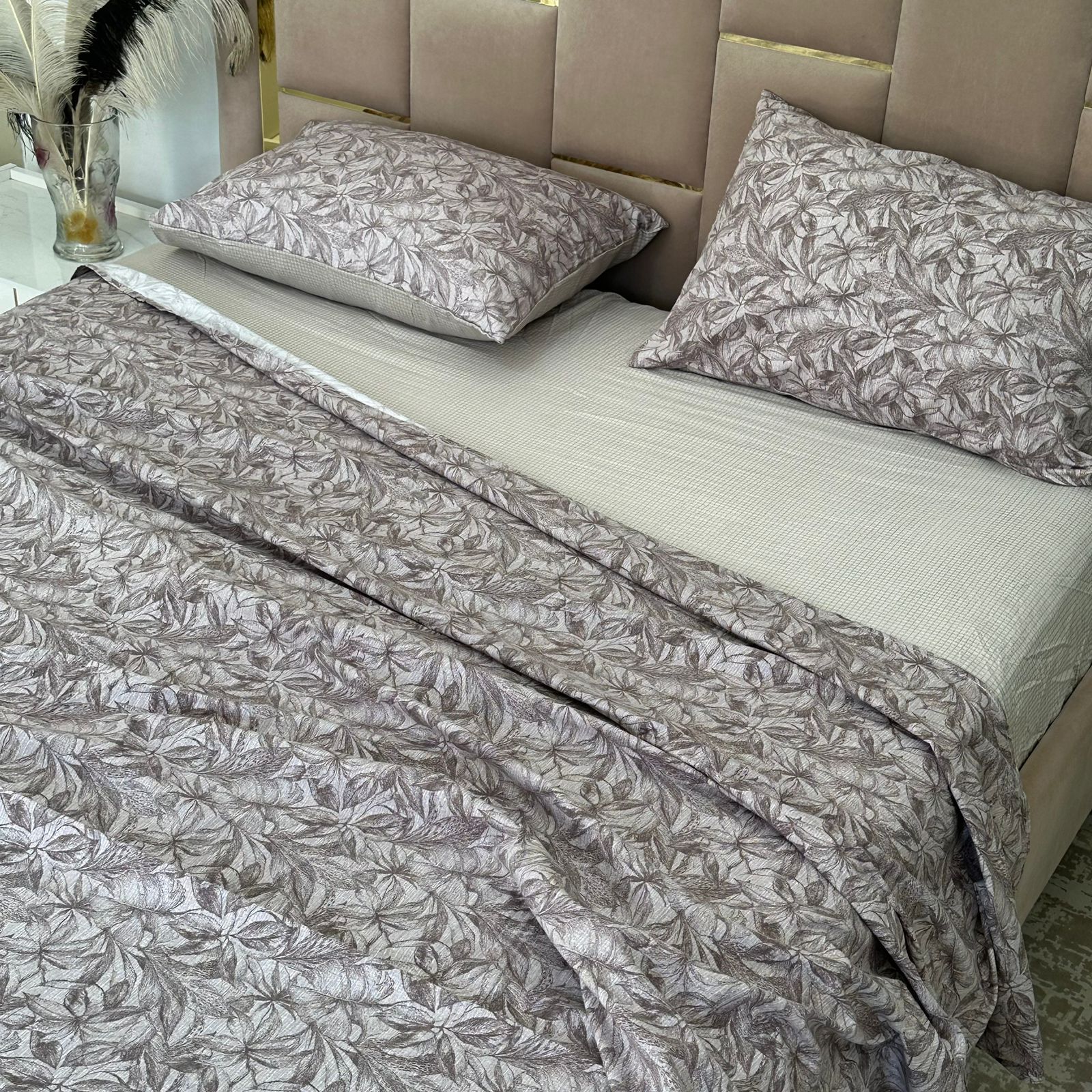 Parure de Lit 4 pièces  100% Coton Satiné Qualité Supérieure