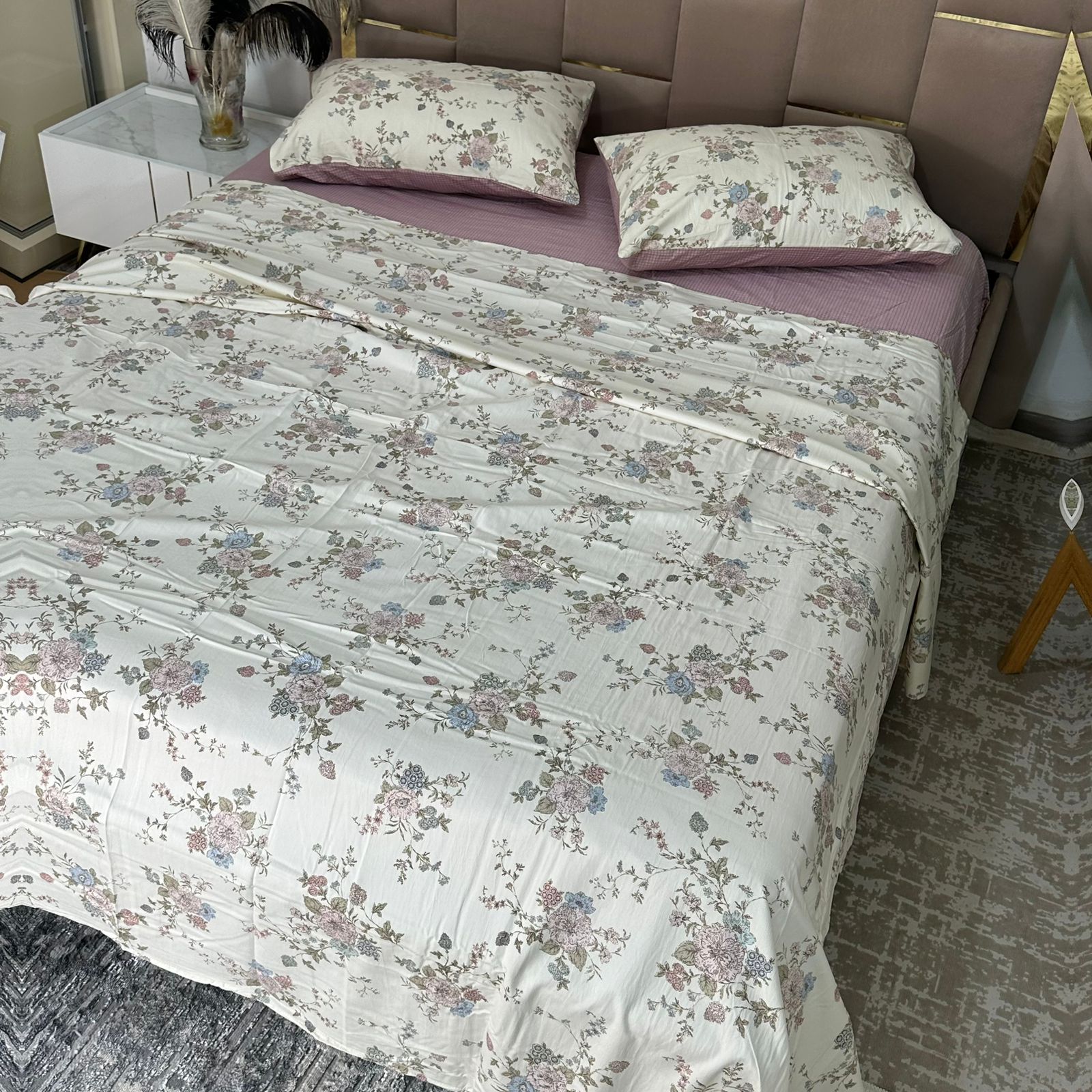 Parure de Lit 4 pièces  100% Coton Satiné Qualité Supérieure