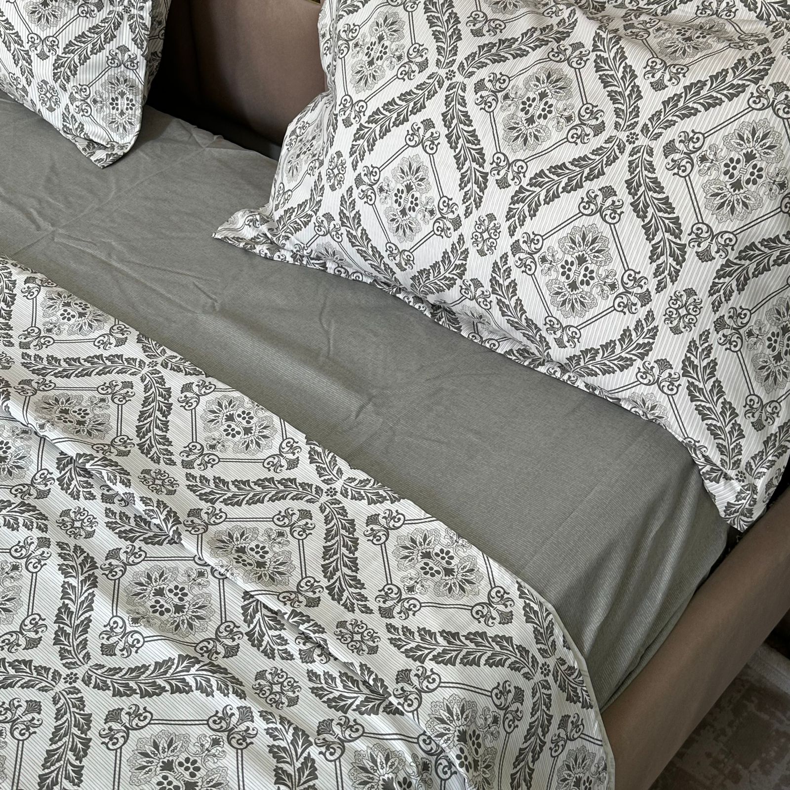 Parure de Lit 4 pièces en coton microfibre de qualité supérieure